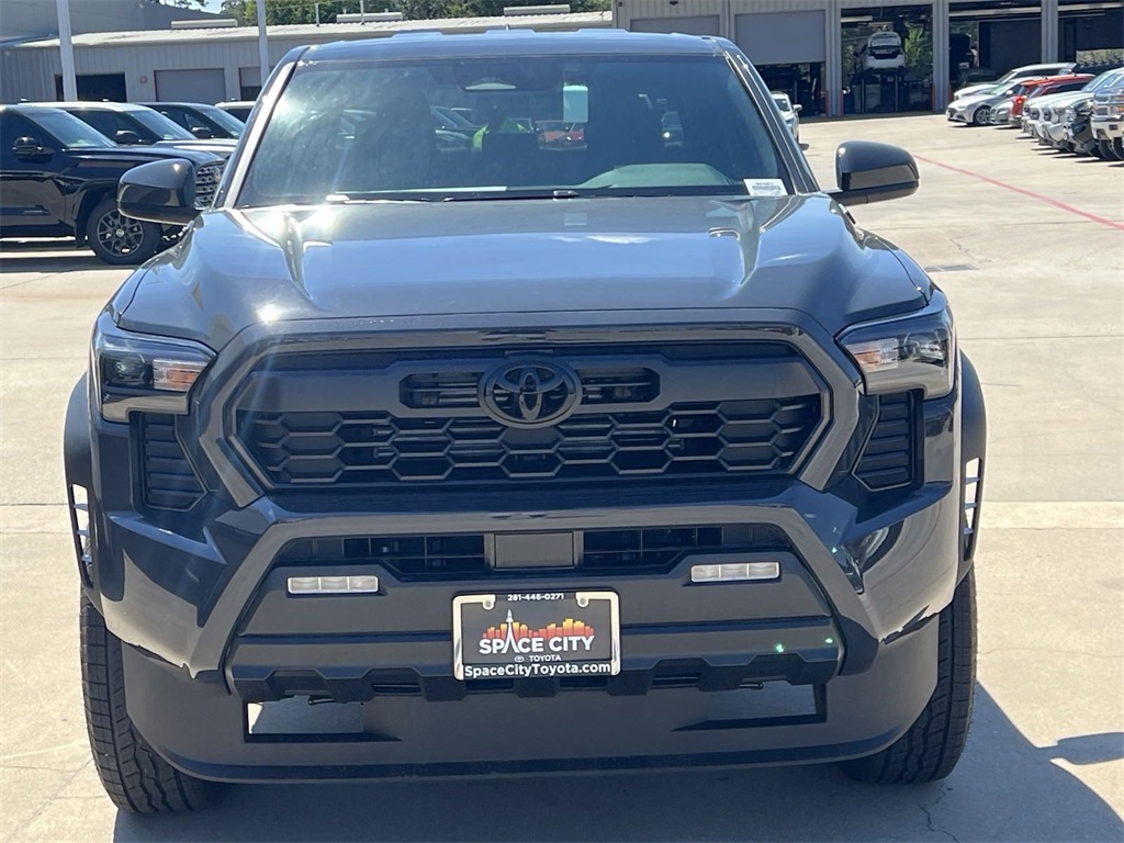 2024 Toyota Tacoma Hybrid  4