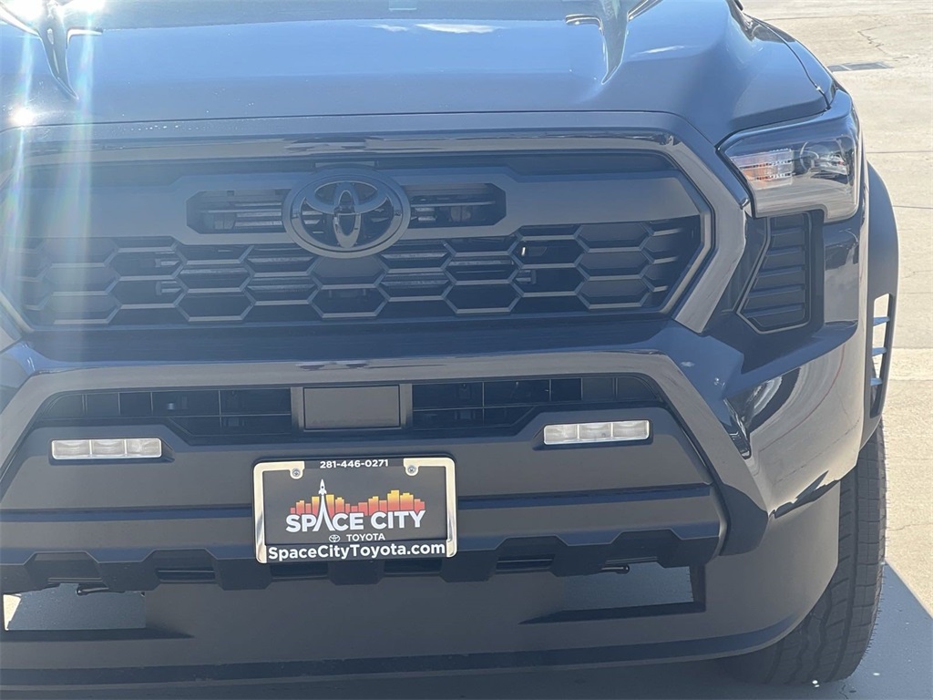 2024 Toyota Tacoma Hybrid  5