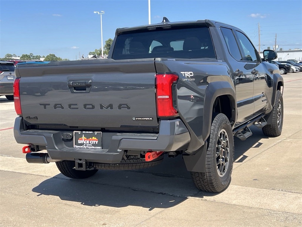 2024 Toyota Tacoma Hybrid  8