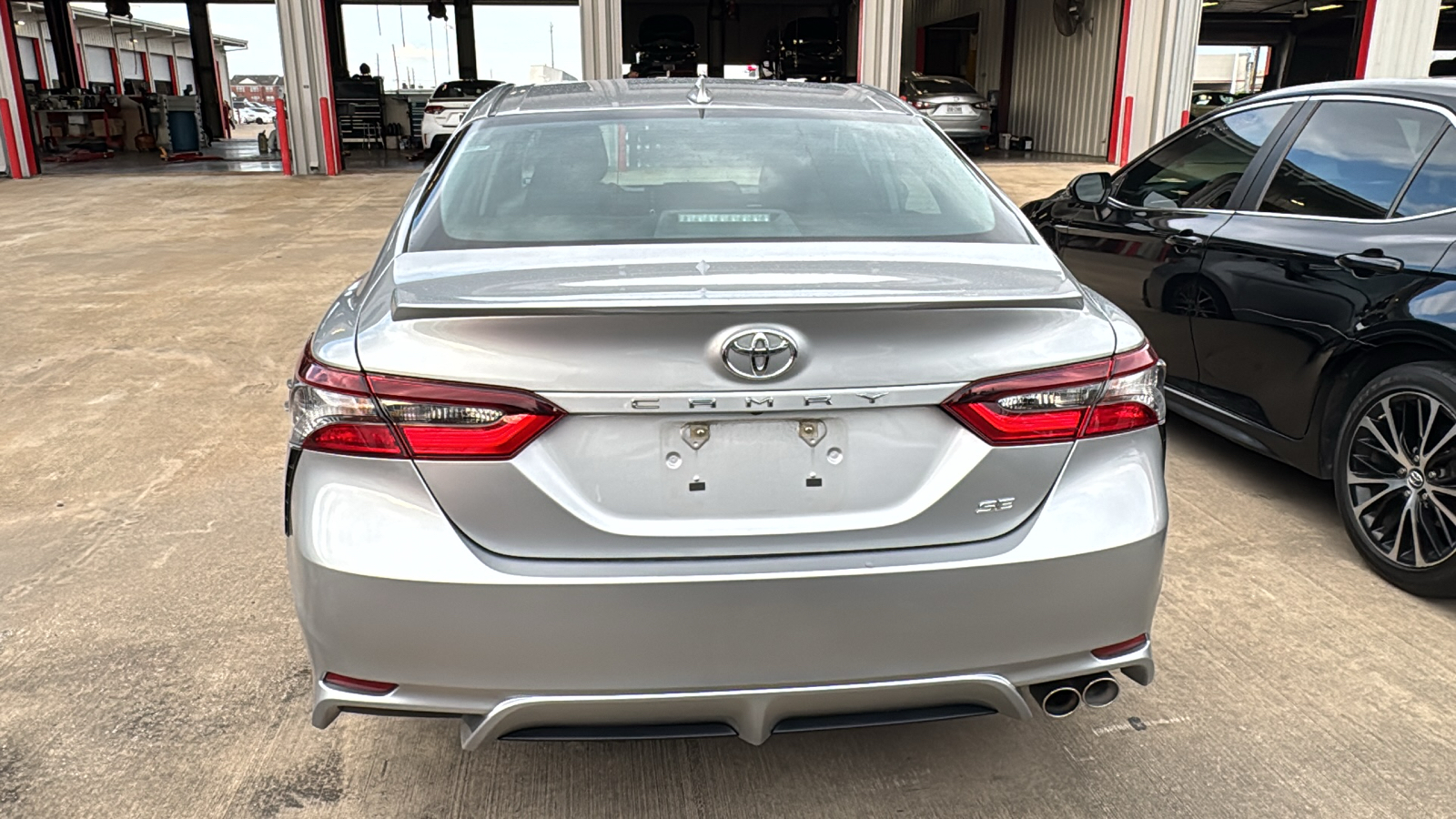 2023 Toyota Camry SE 6