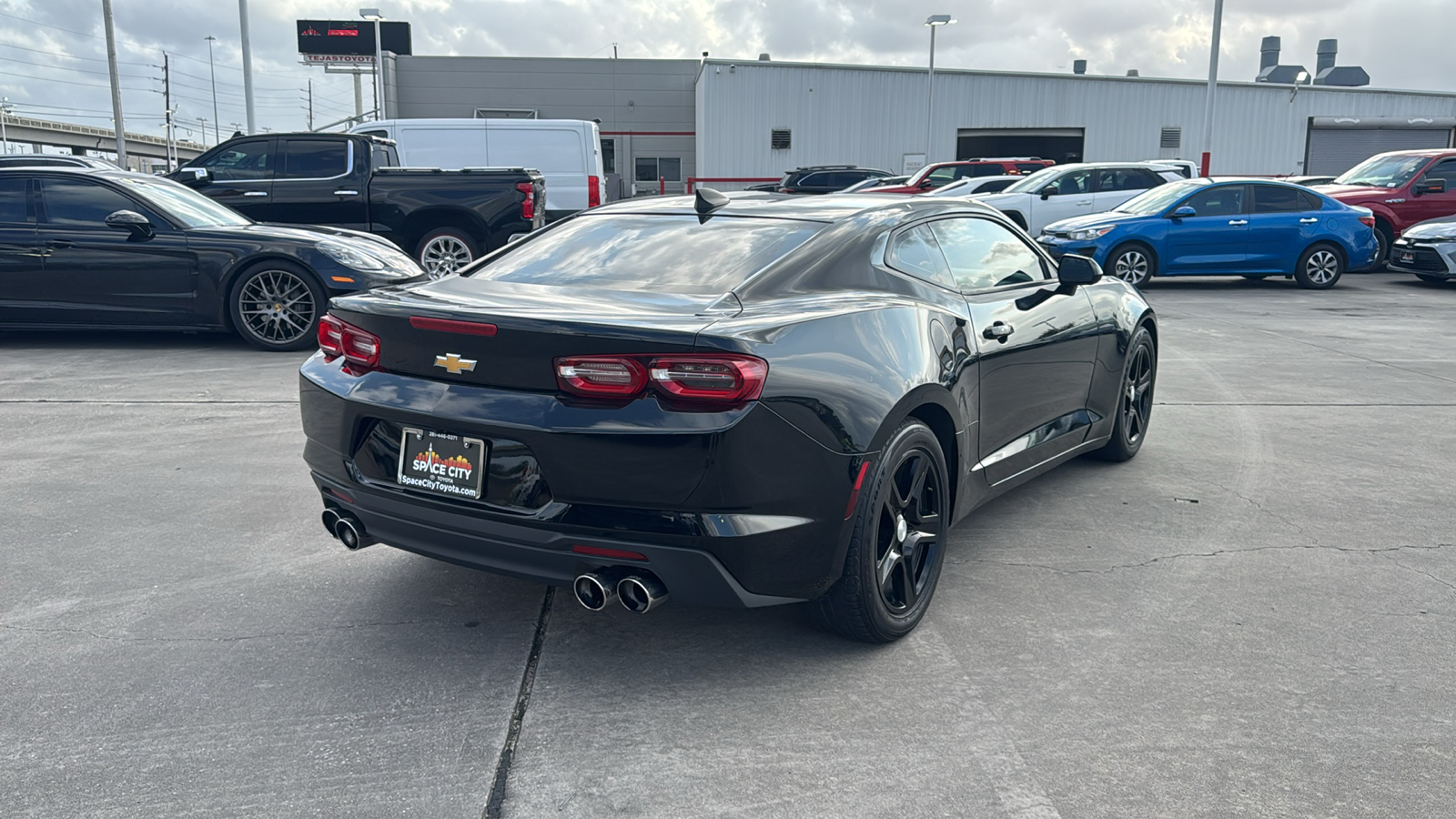 2020 Chevrolet Camaro 1LT 8