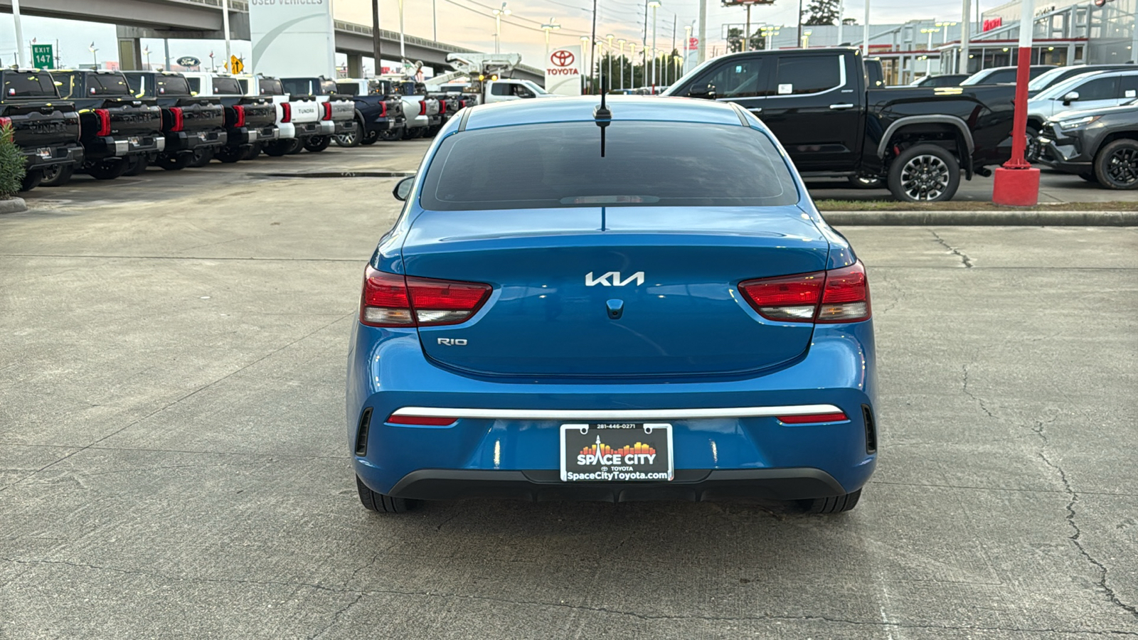 2023 Kia Rio S 7