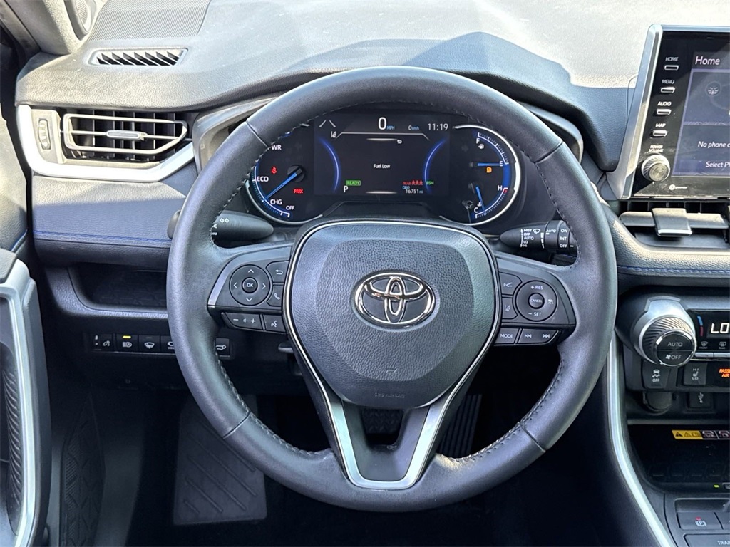 2022 Toyota RAV4 Hybrid XSE 21