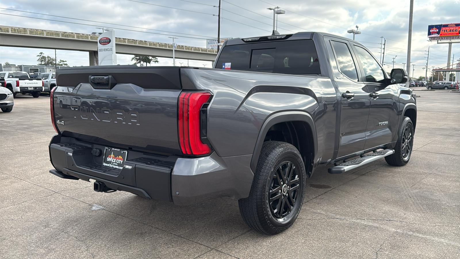 2024 Toyota Tundra SR5 8