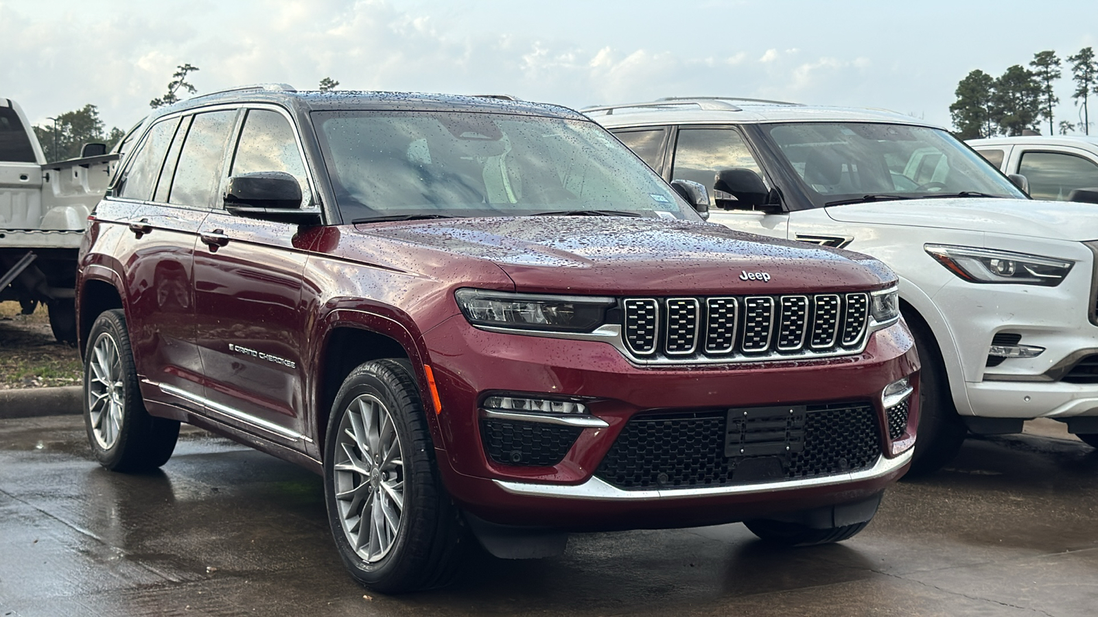 2023 Jeep Grand Cherokee Summit 1