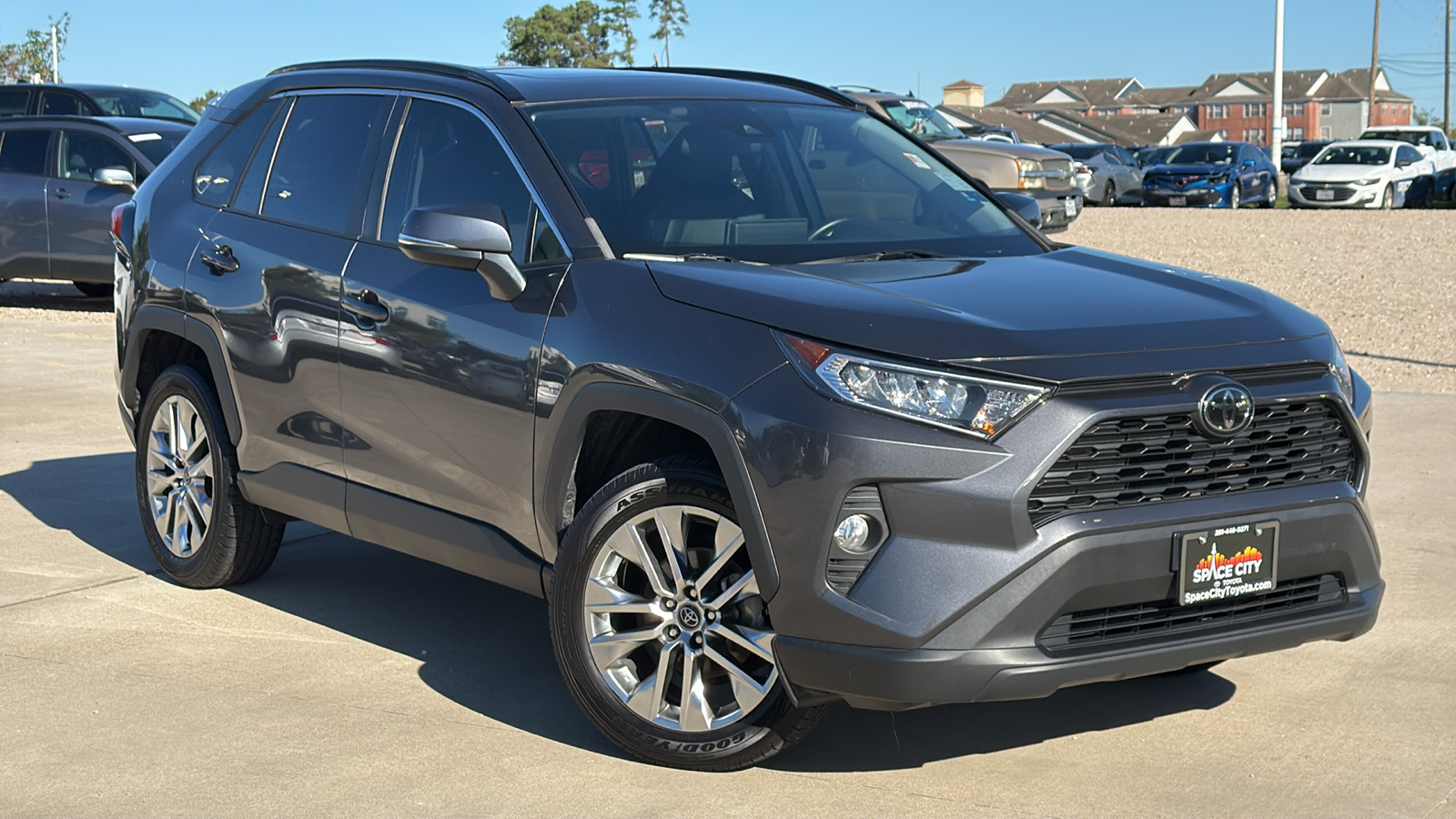 2020 Toyota RAV4 XLE Premium 38