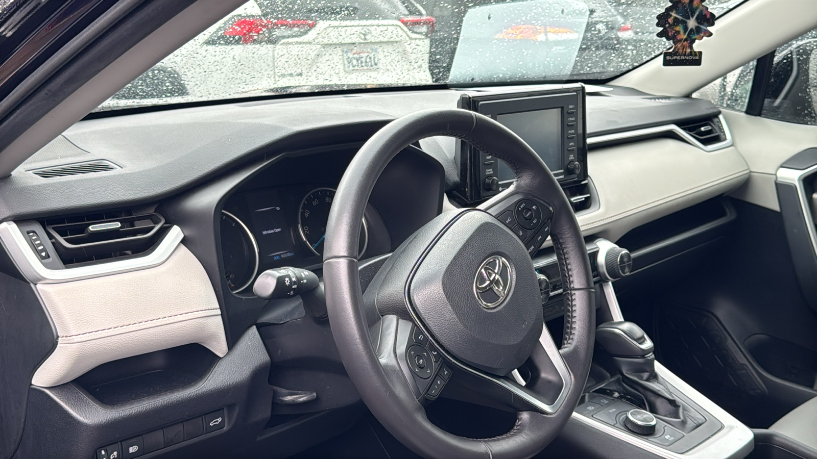 2022 Toyota RAV4 Hybrid XLE Premium 7