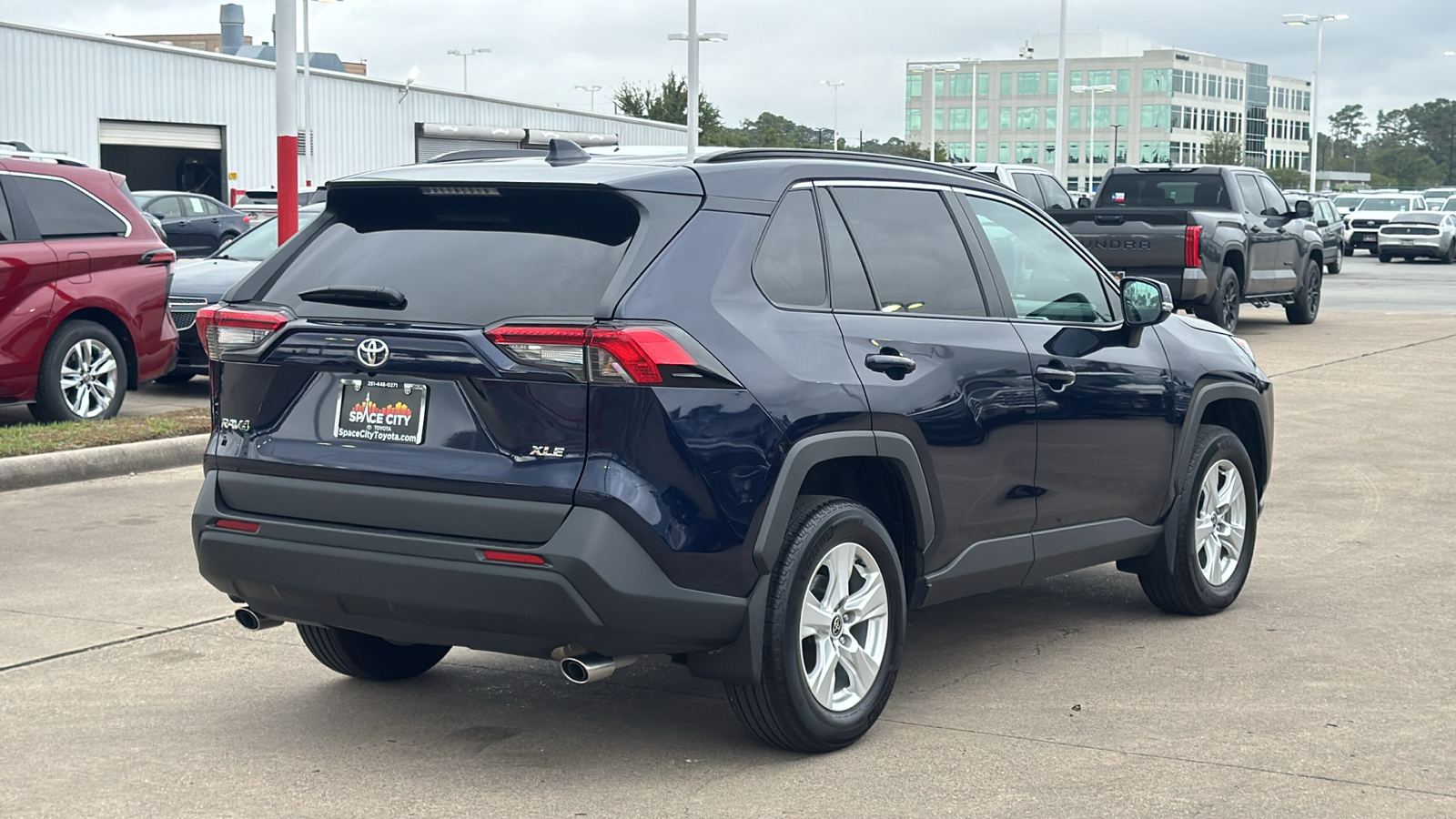 2021 Toyota RAV4 XLE 4