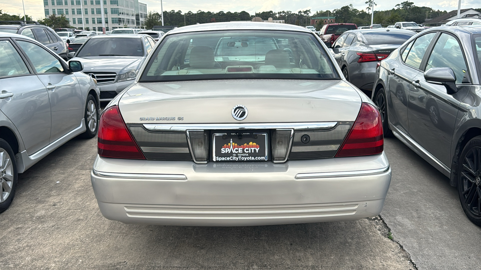 2008 Mercury Grand Marquis GS 5