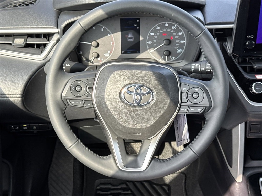 2024 Toyota Corolla Cross Hybrid SE 14