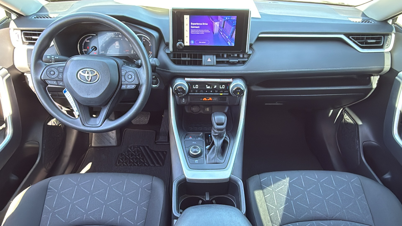 2024 Toyota RAV4 Hybrid XLE 21