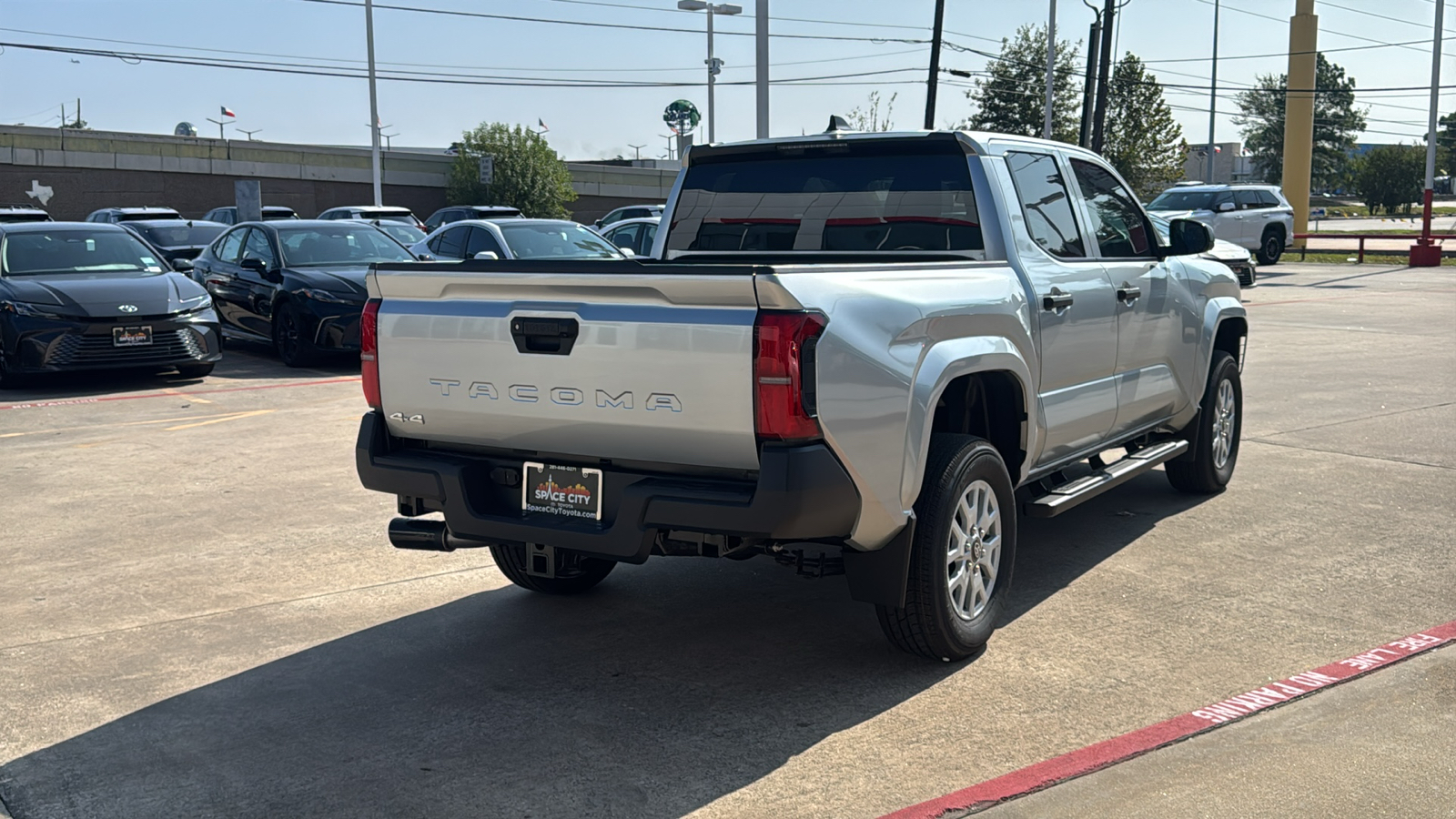 2024 Toyota Tacoma SR 8