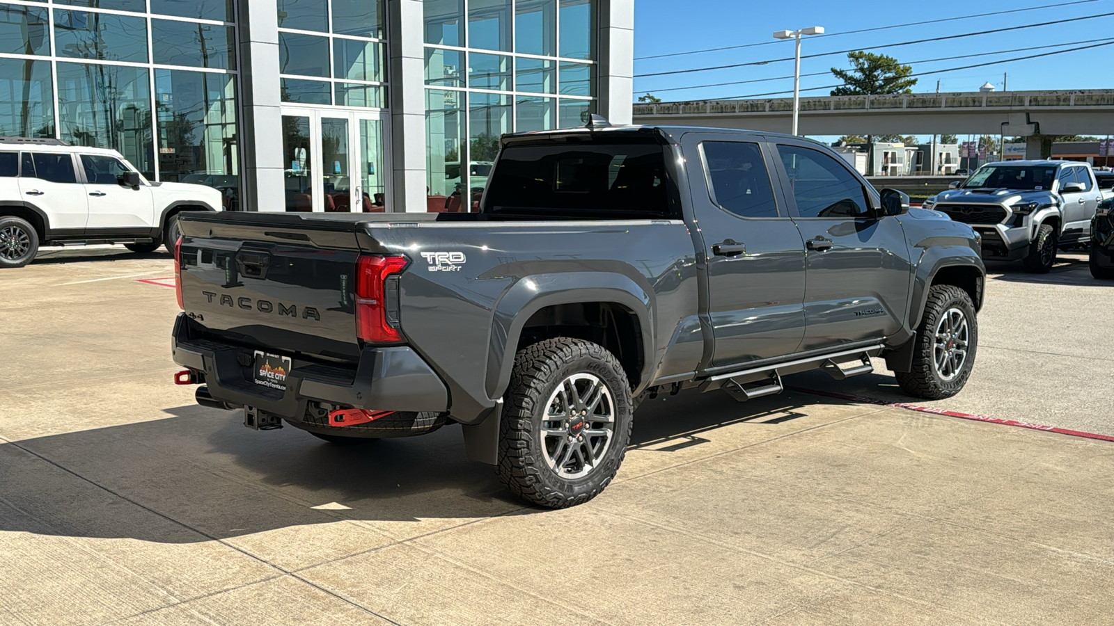 2024 Toyota Tacoma TRD Sport 9