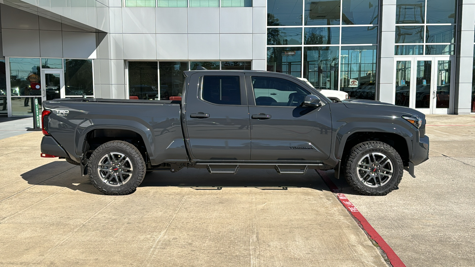 2024 Toyota Tacoma TRD Sport 10