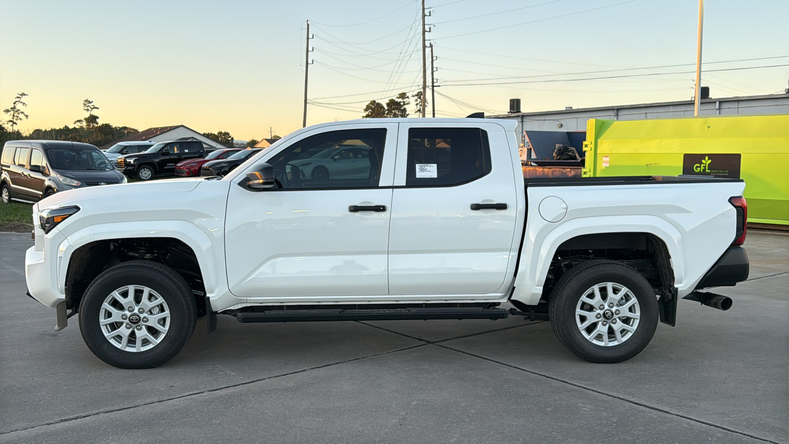 2024 Toyota Tacoma SR 5