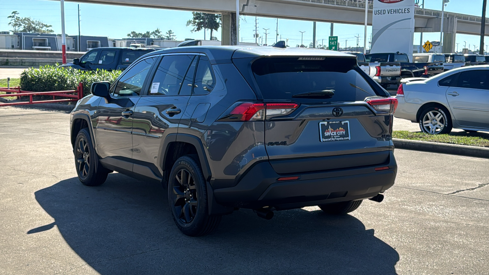 2024 Toyota RAV4 LE 6