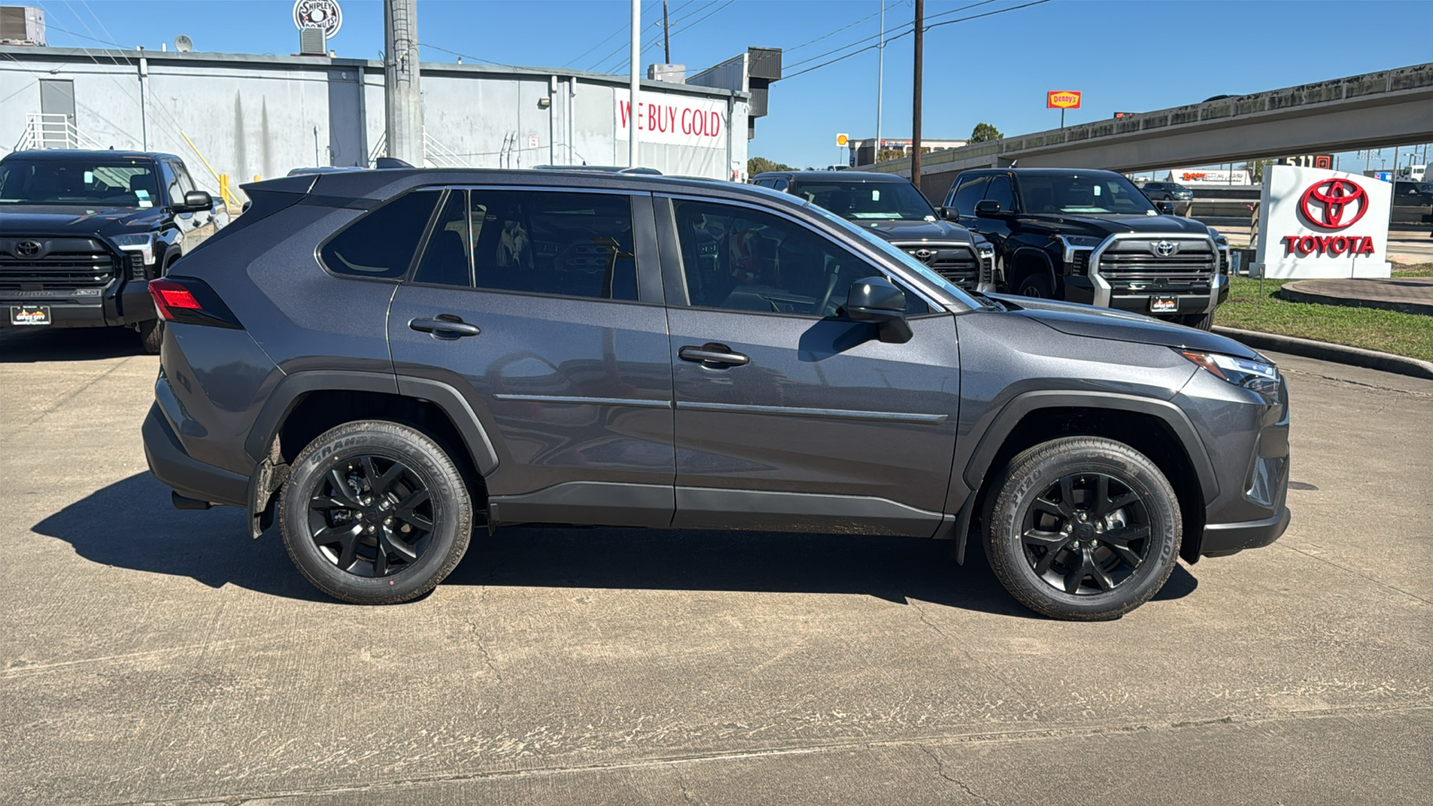 2024 Toyota RAV4 LE 9