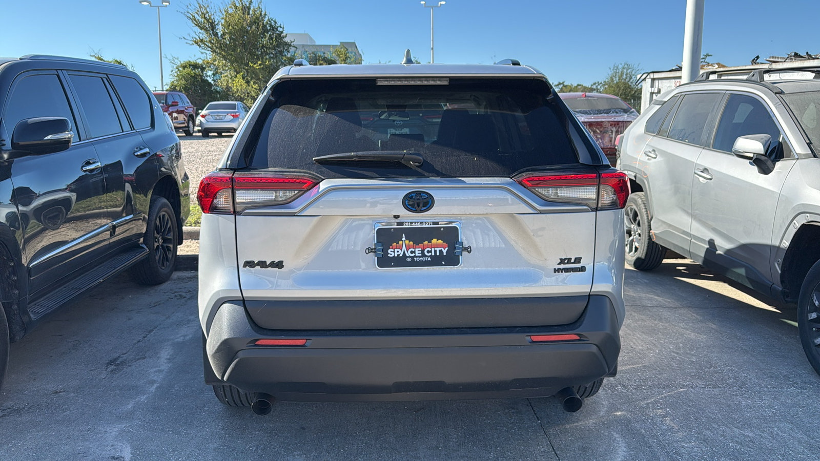 2024 Toyota RAV4 Hybrid XLE Premium 6