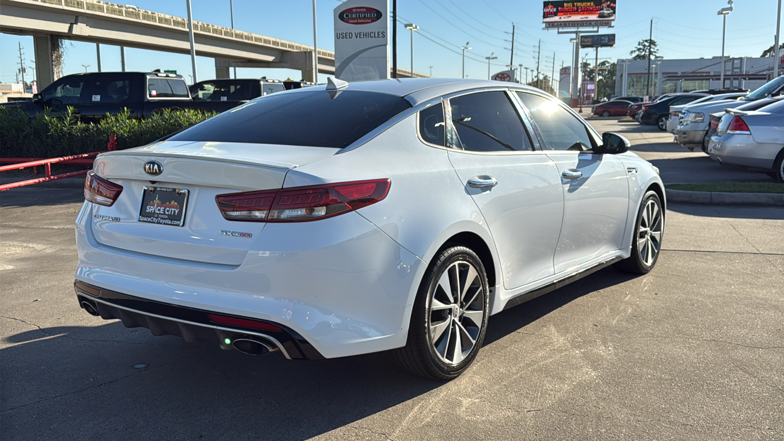 2016 Kia Optima SX 8