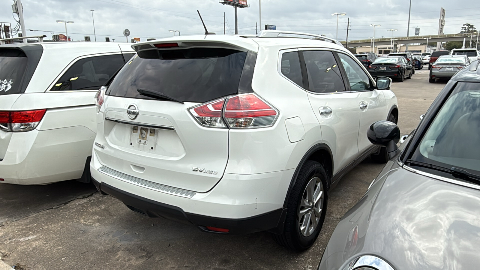 2016 Nissan Rogue SV 7