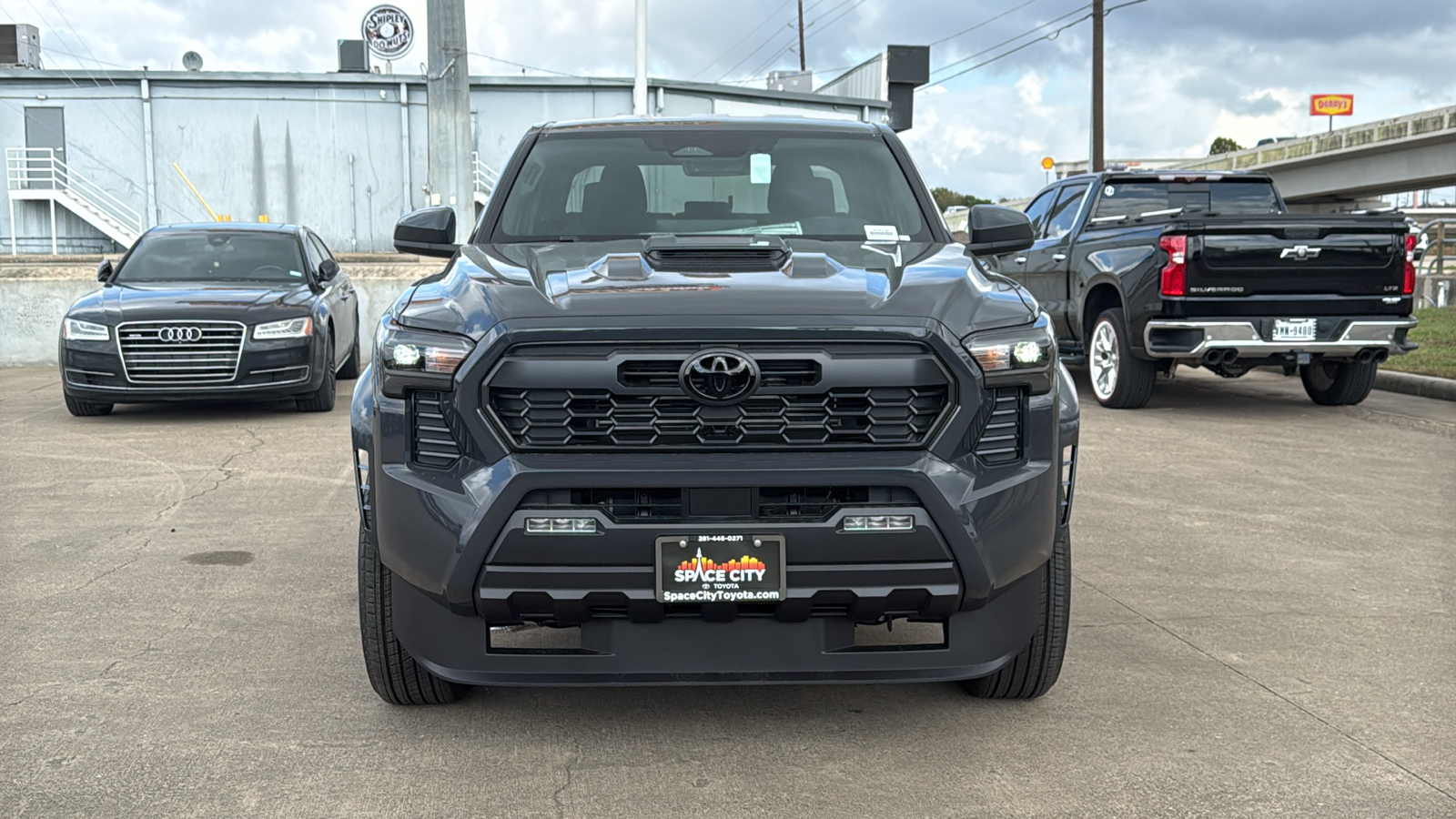 2024 Toyota Tacoma TRD Sport 3