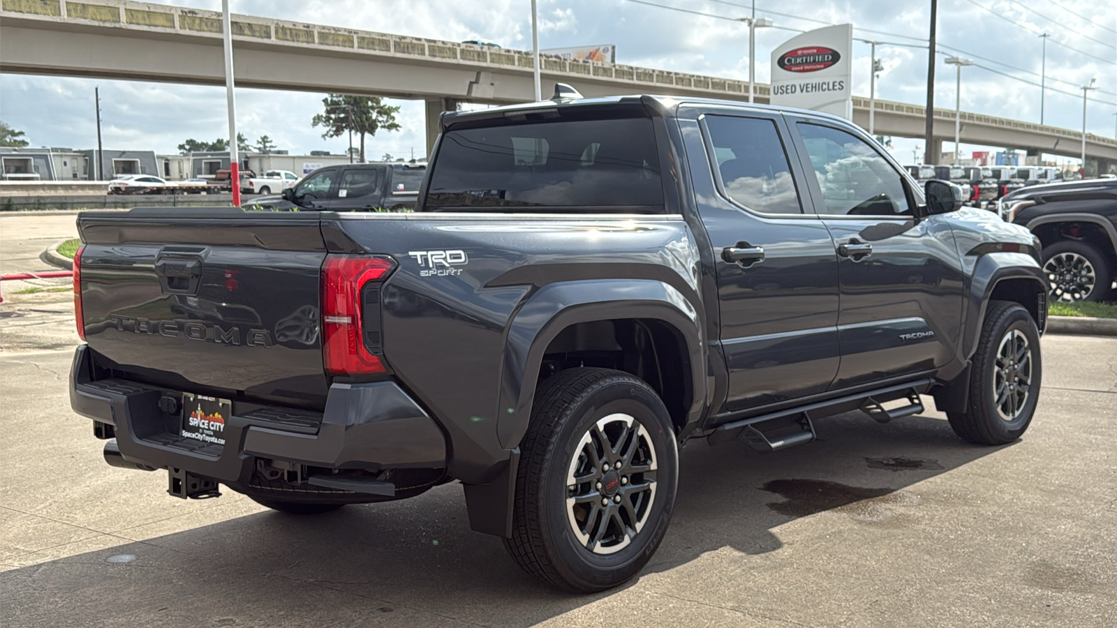 2024 Toyota Tacoma TRD Sport 9