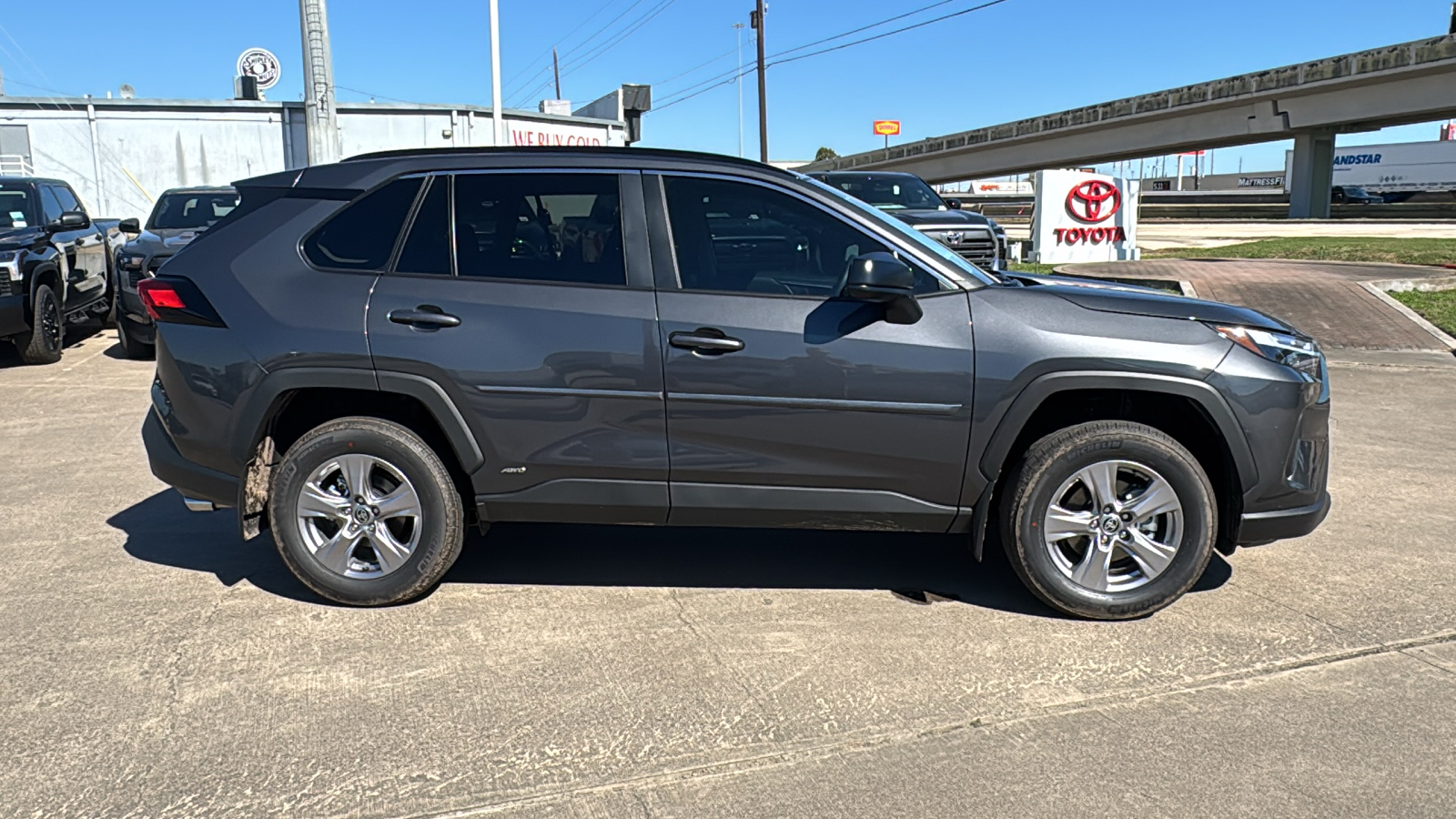 2024 Toyota RAV4 Hybrid LE 9