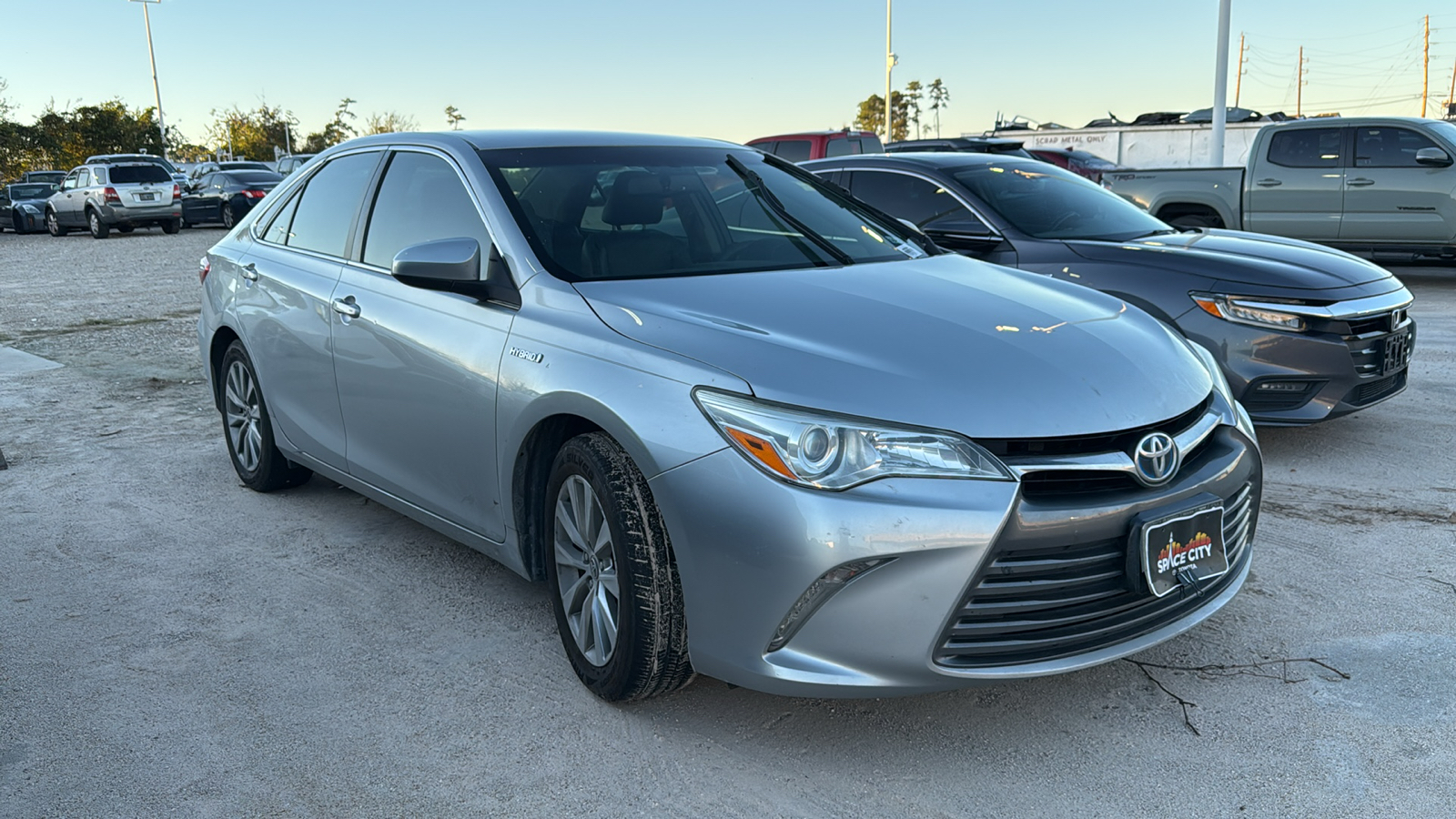 2015 Toyota Camry Hybrid  2