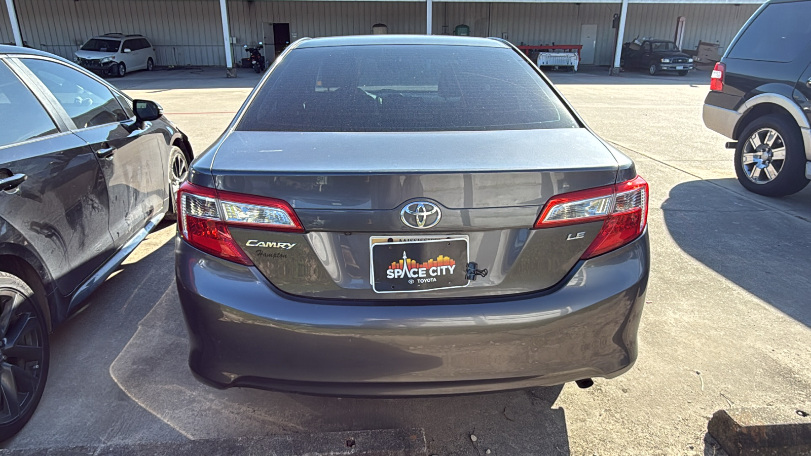 2014 Toyota Camry LE 6