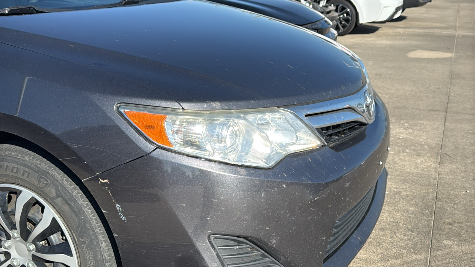 2014 Toyota Camry LE 10