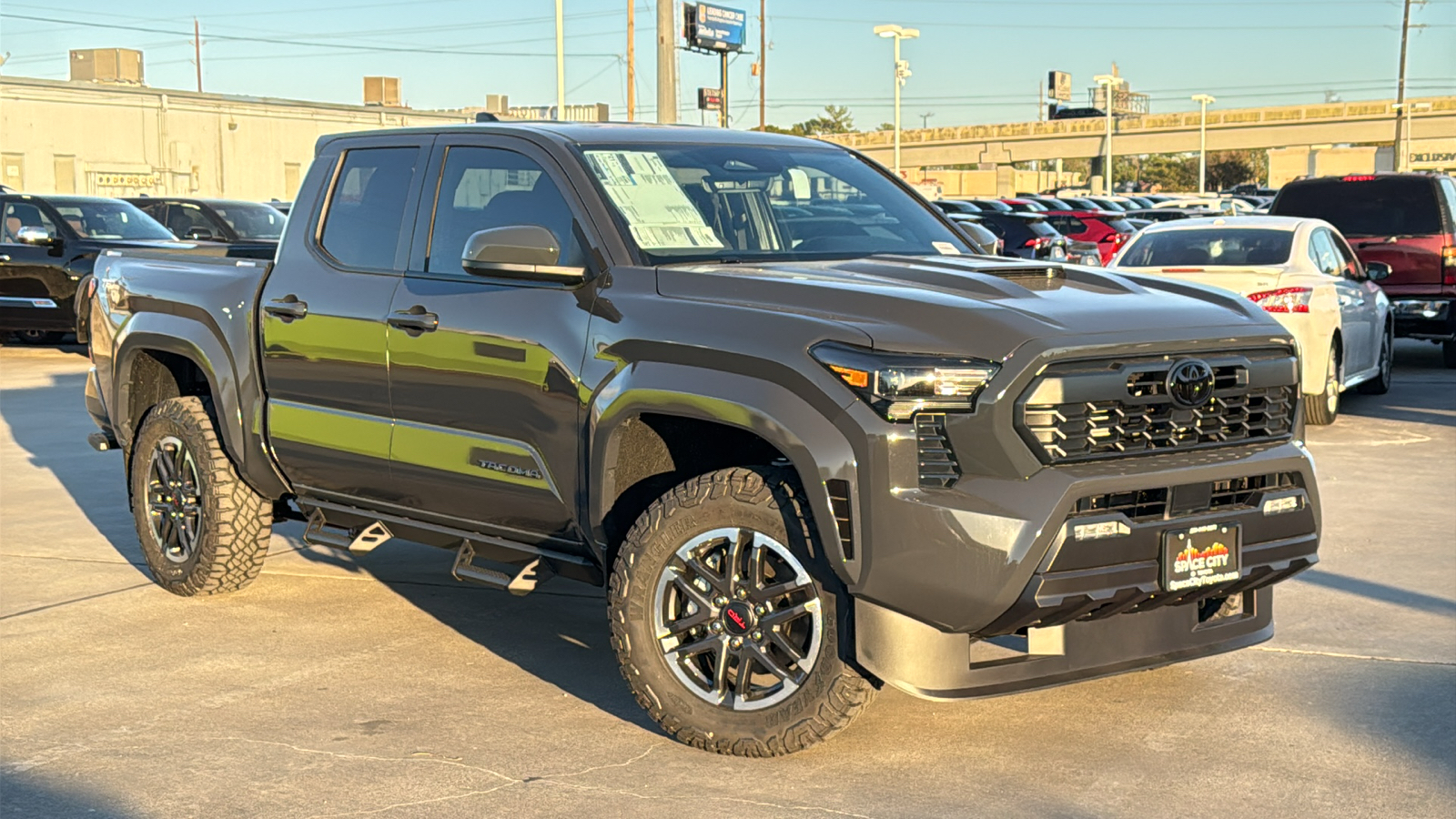 2024 Toyota Tacoma TRD Sport 2