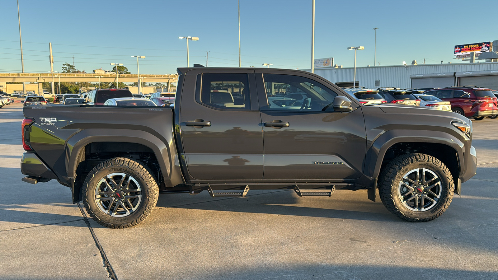 2024 Toyota Tacoma TRD Sport 10