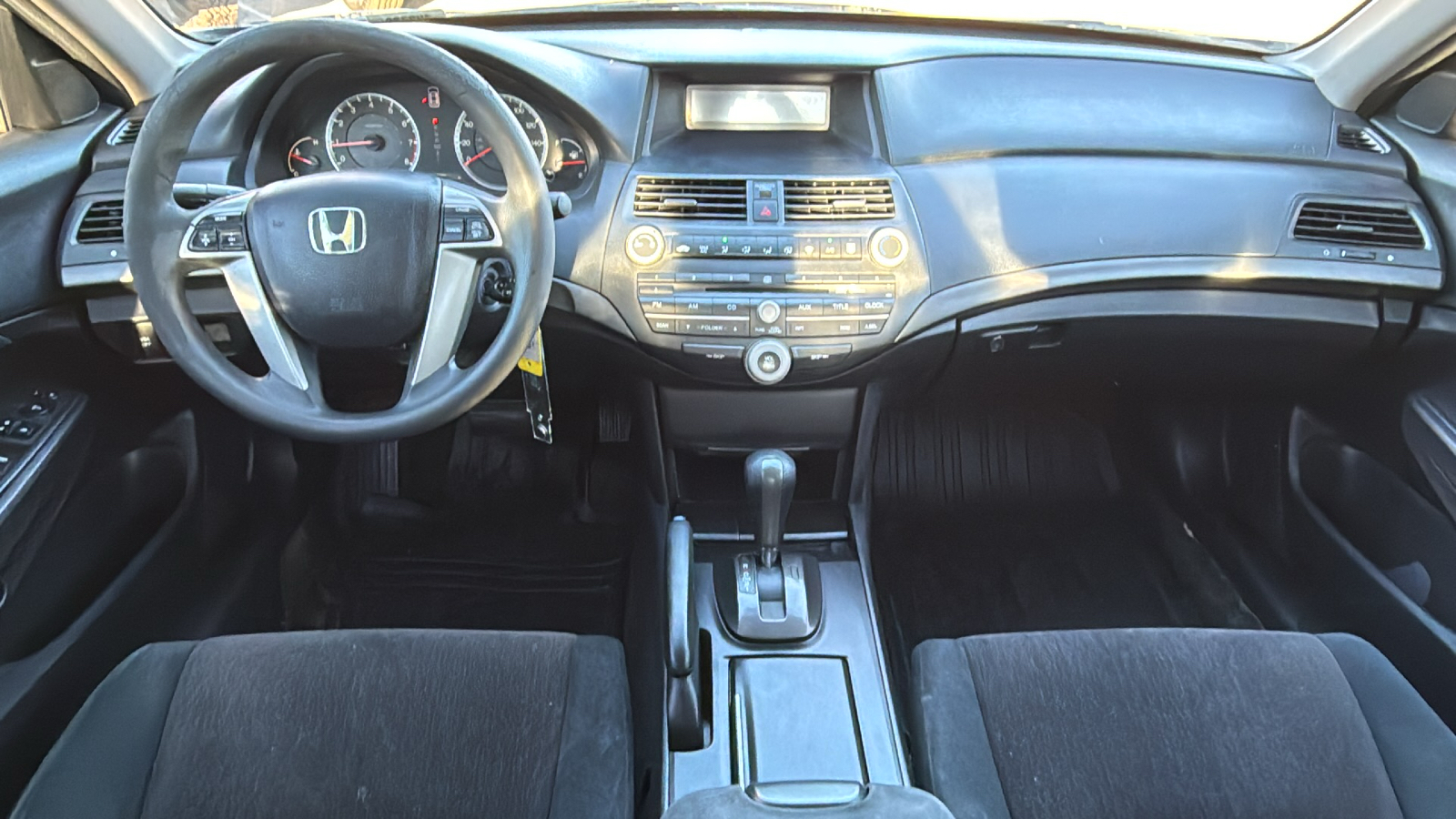 2009 Honda Accord LX-P 19