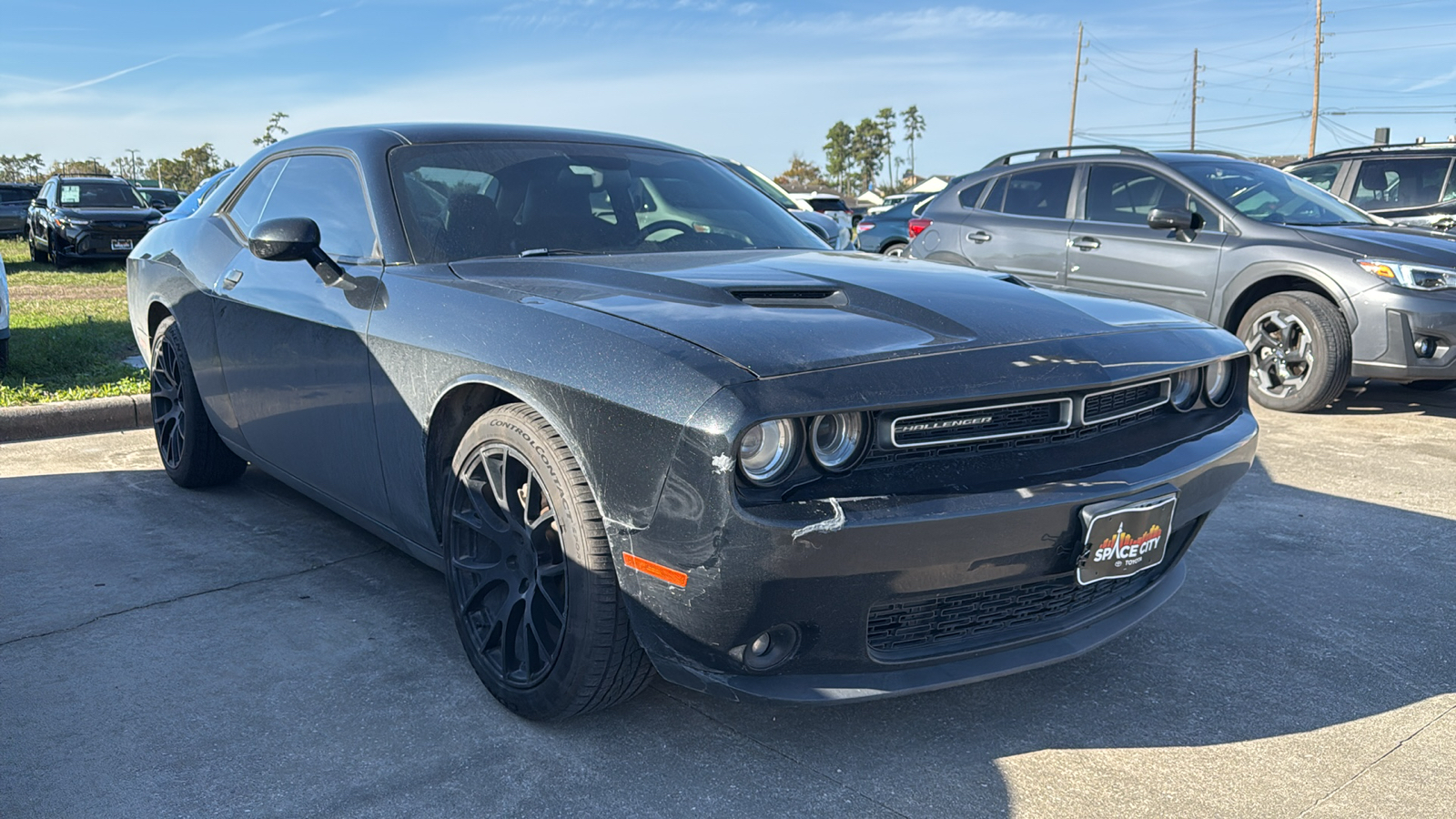 2015 Dodge Challenger SXT 2