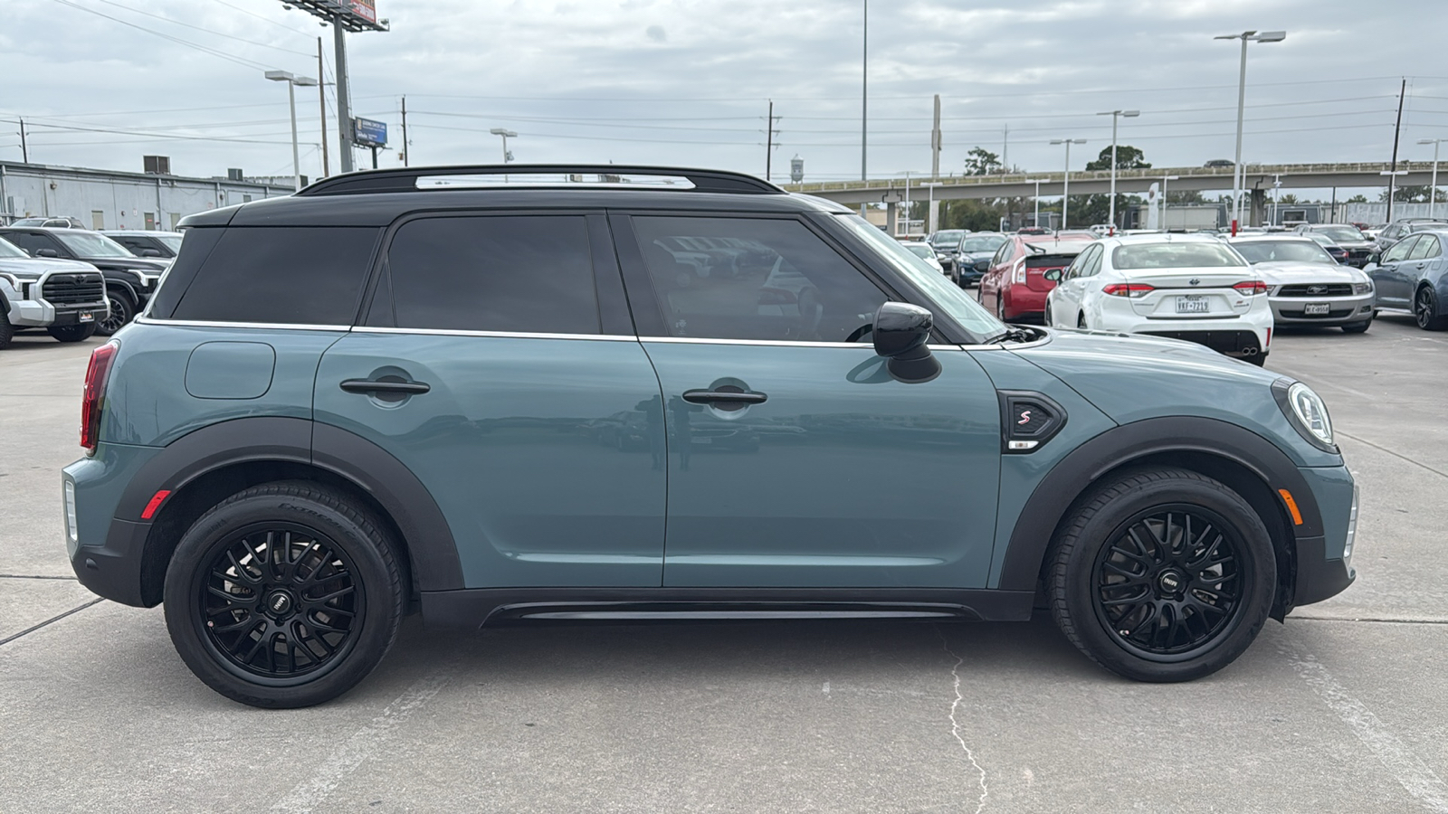 2021 MINI Cooper S Countryman Signature 9