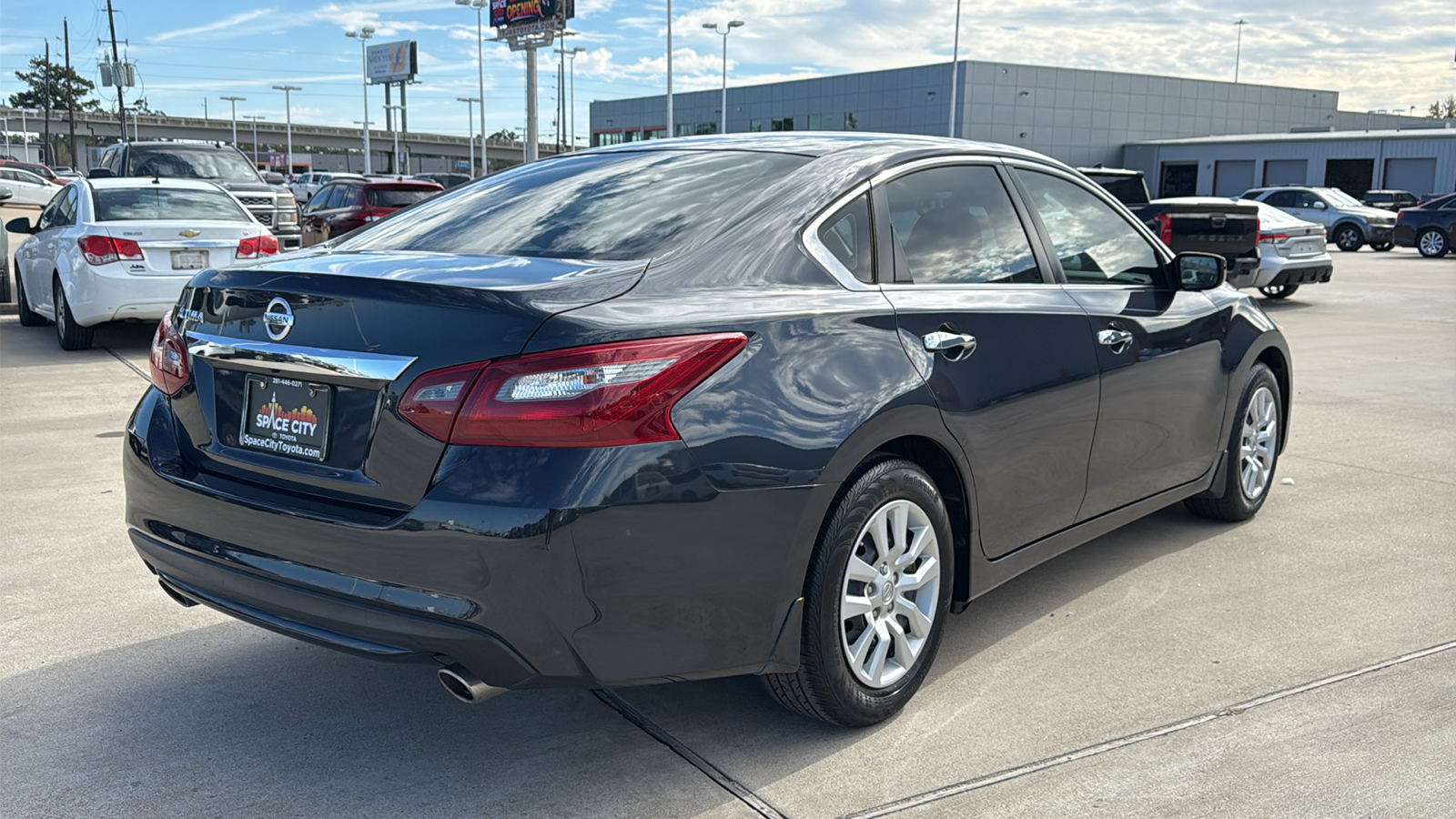 2018 Nissan Altima 2.5 S 9