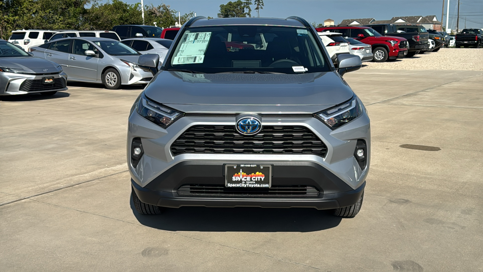 2024 Toyota RAV4 Hybrid XLE Premium 3