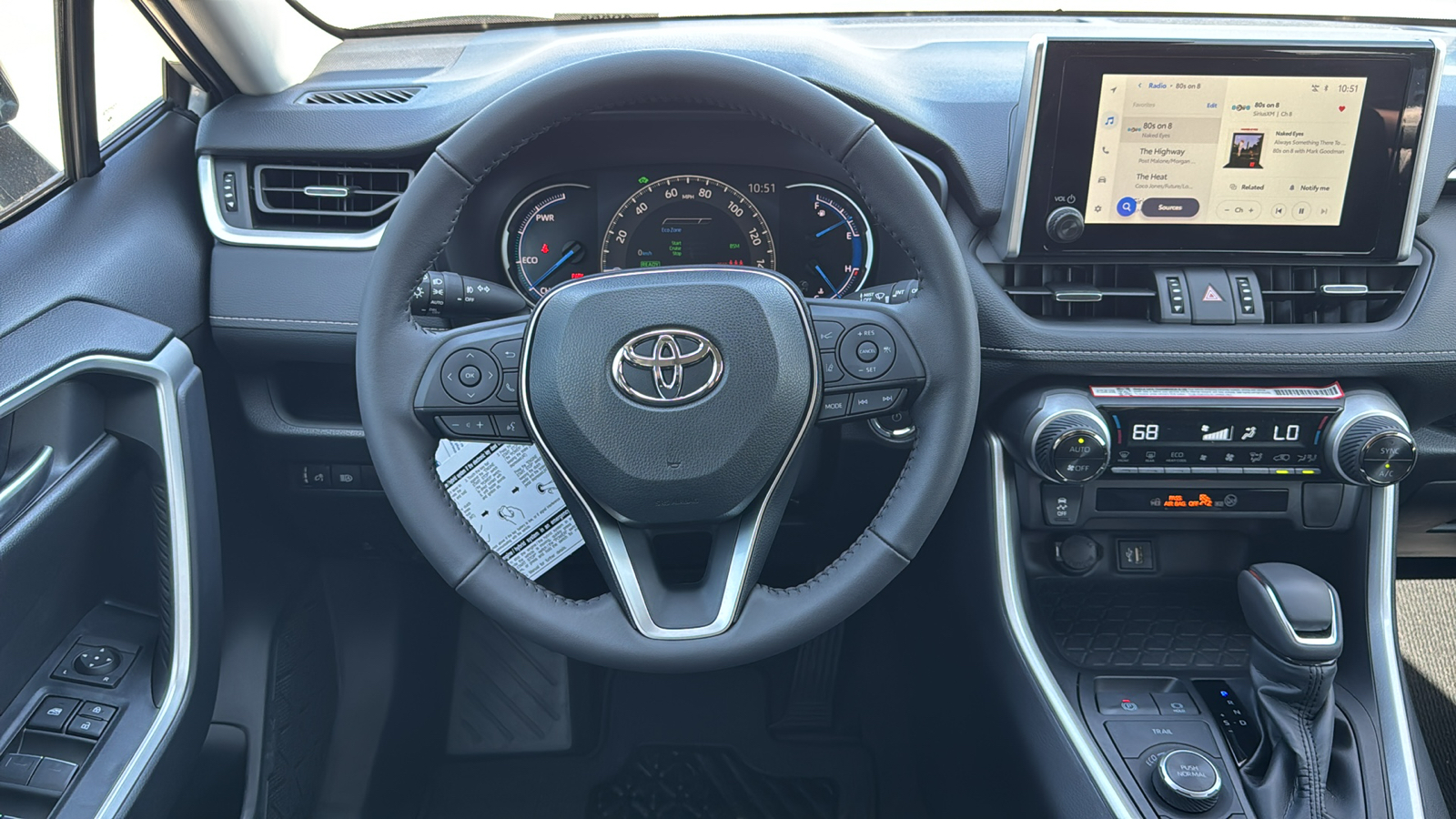 2024 Toyota RAV4 Hybrid XLE Premium 19