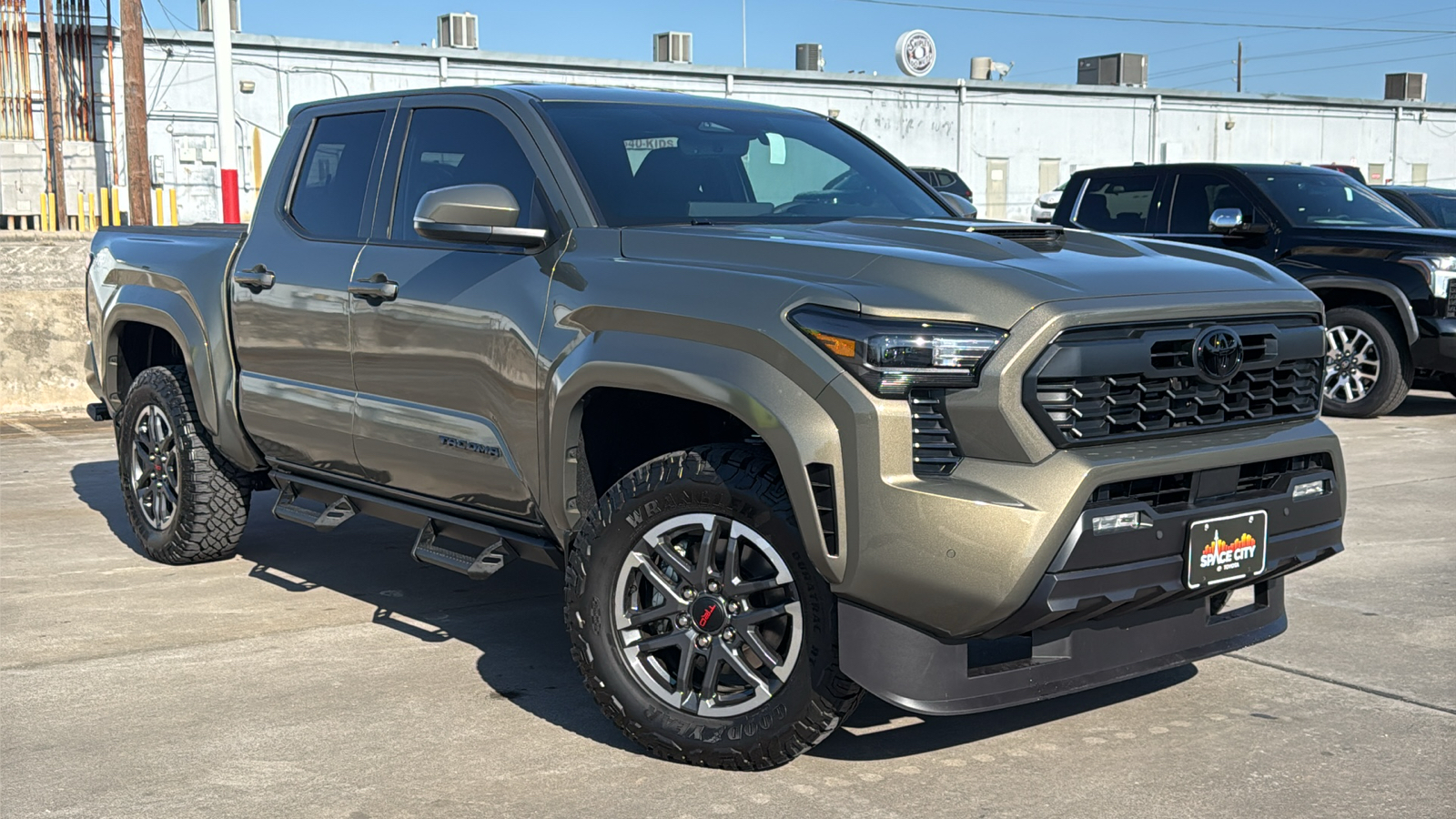 2024 Toyota Tacoma TRD Sport 2