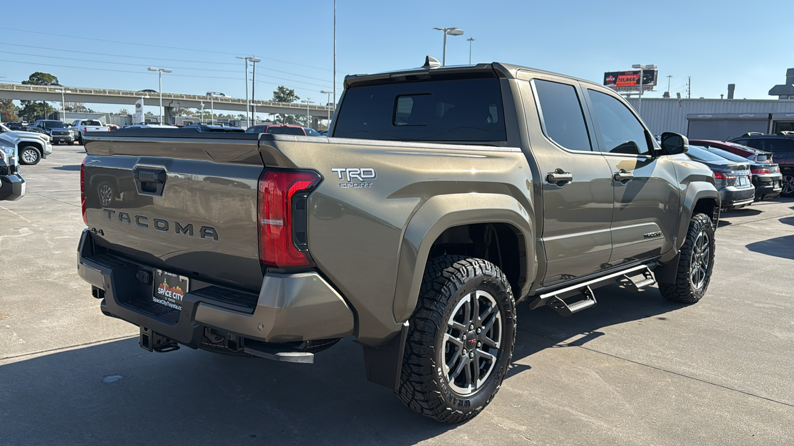 2024 Toyota Tacoma TRD Sport 8