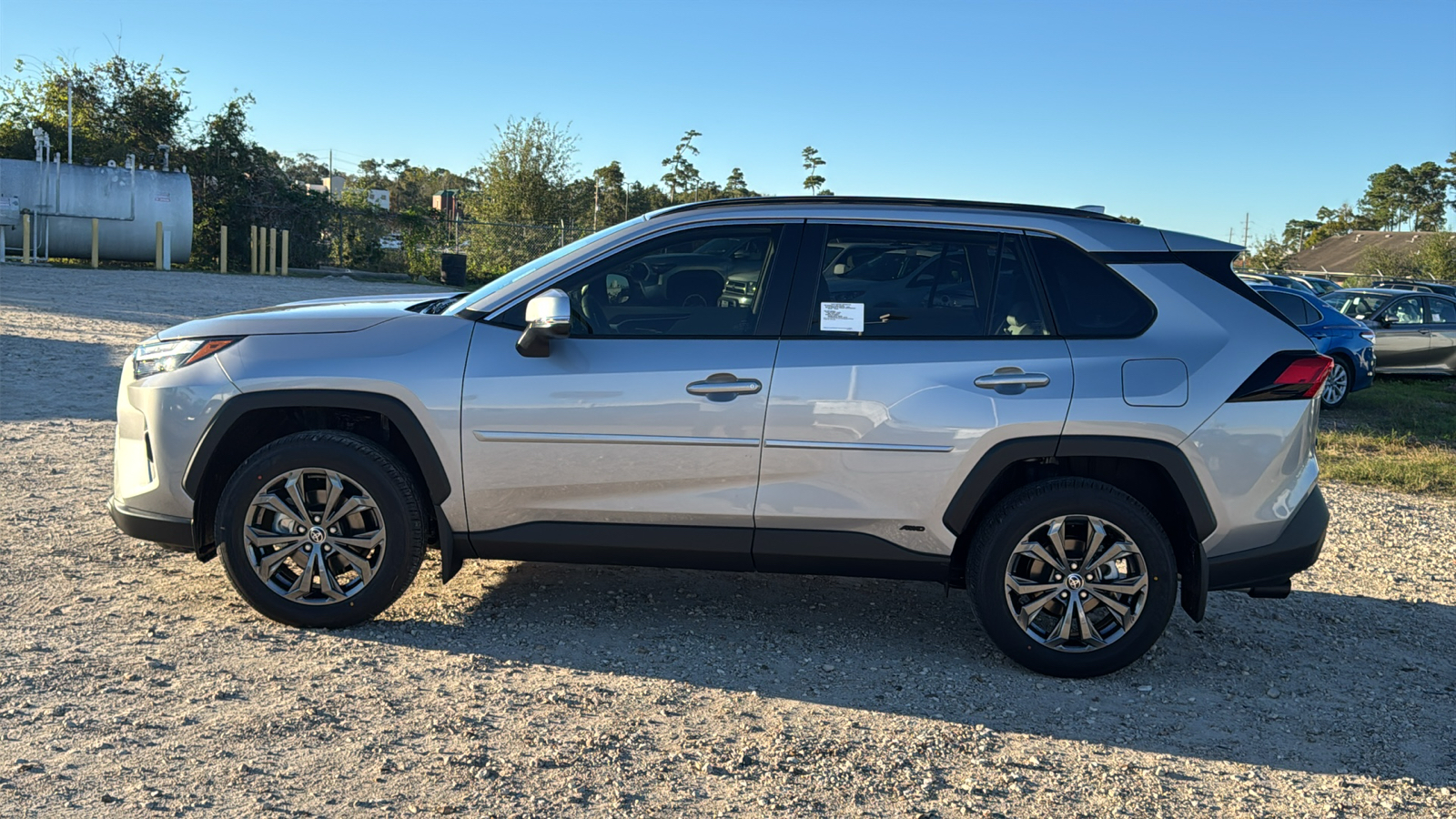 2024 Toyota RAV4 Hybrid XLE Premium 5