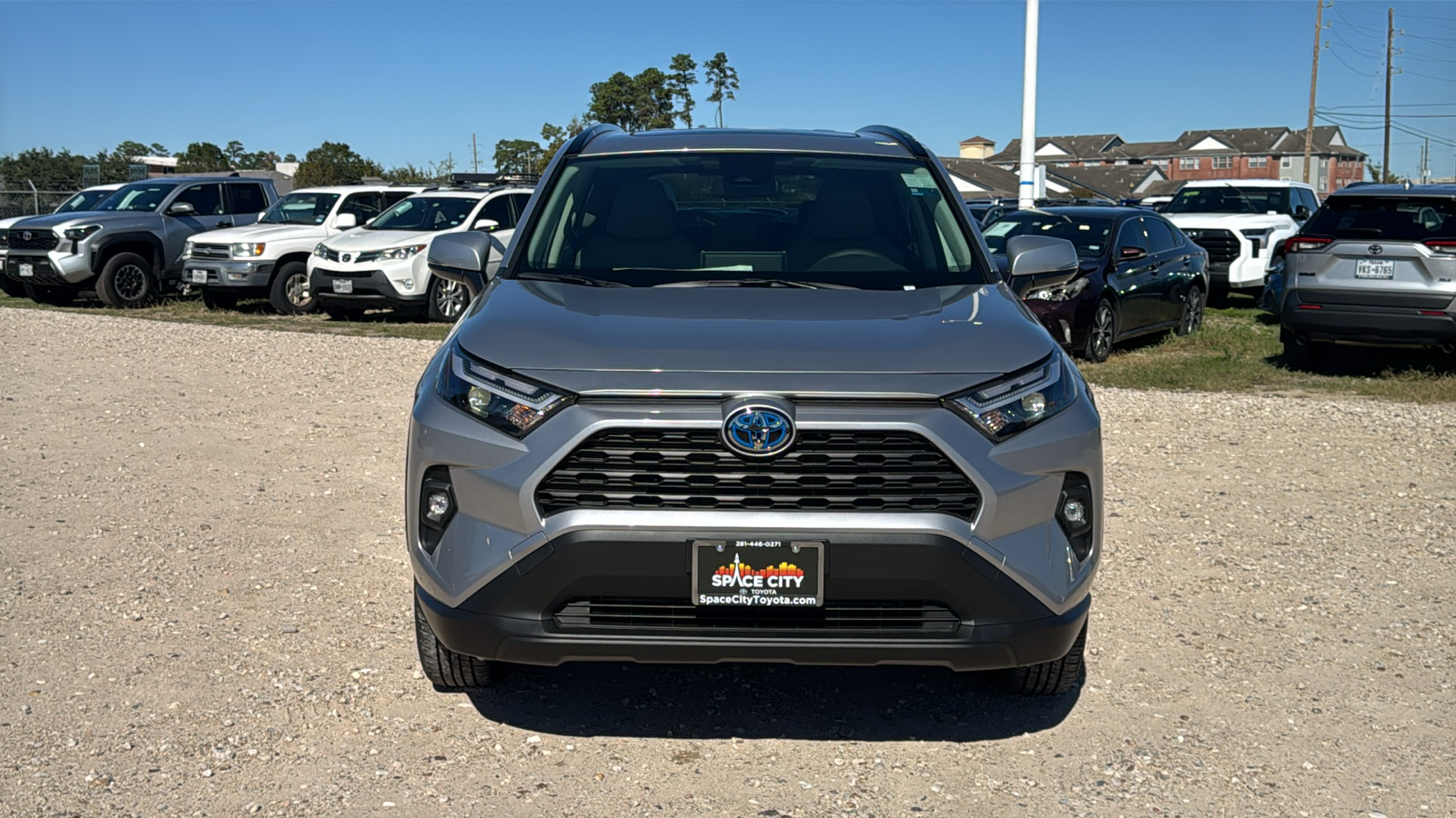 2024 Toyota RAV4 Hybrid XLE Premium 3