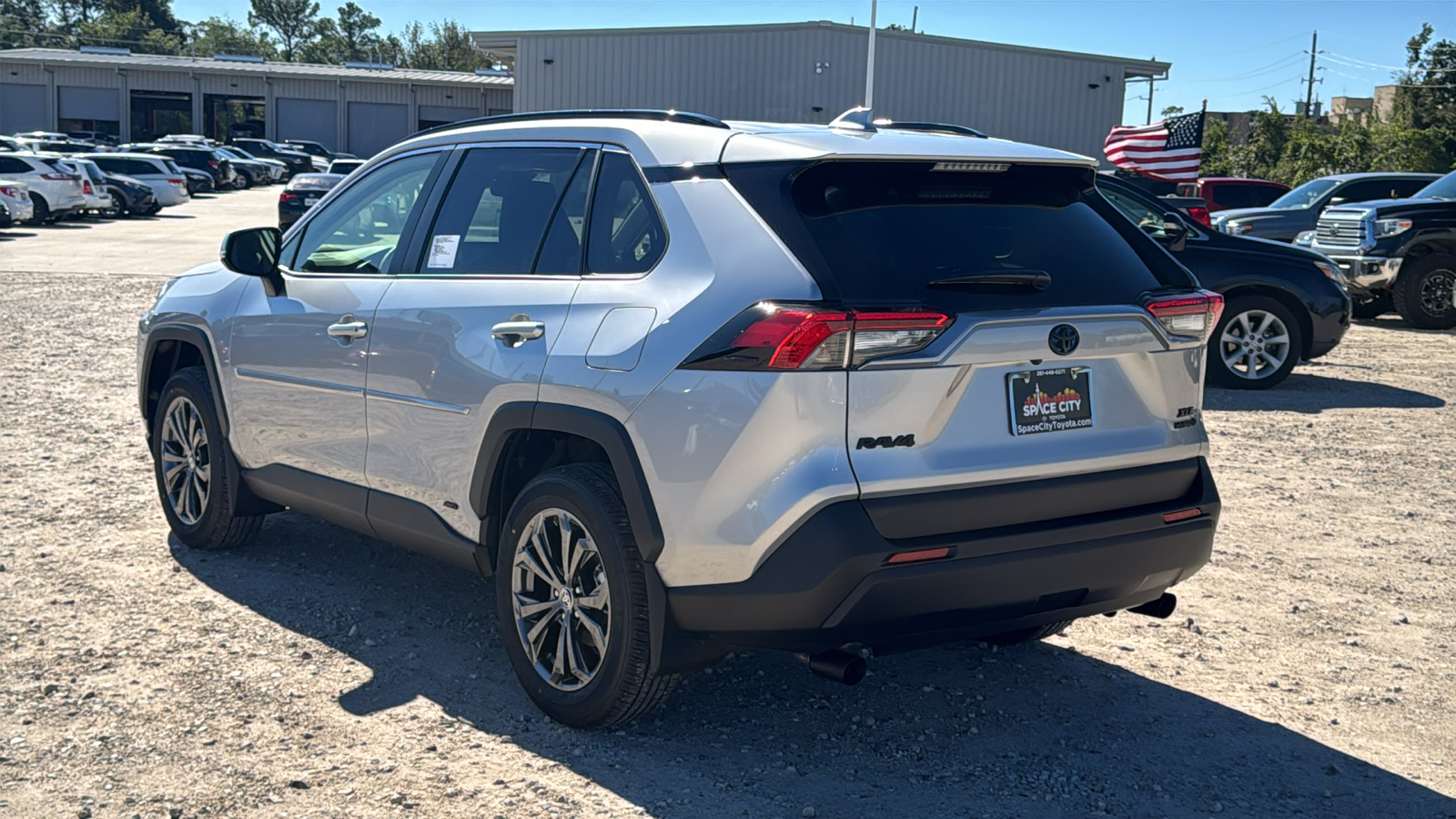 2024 Toyota RAV4 Hybrid XLE Premium 6