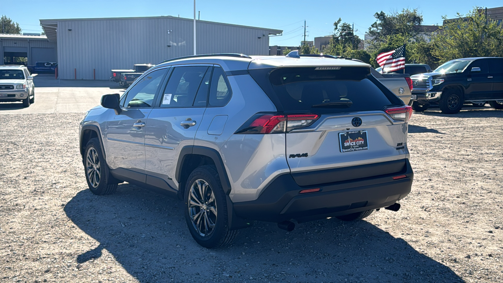 2024 Toyota RAV4 Hybrid XLE Premium 6