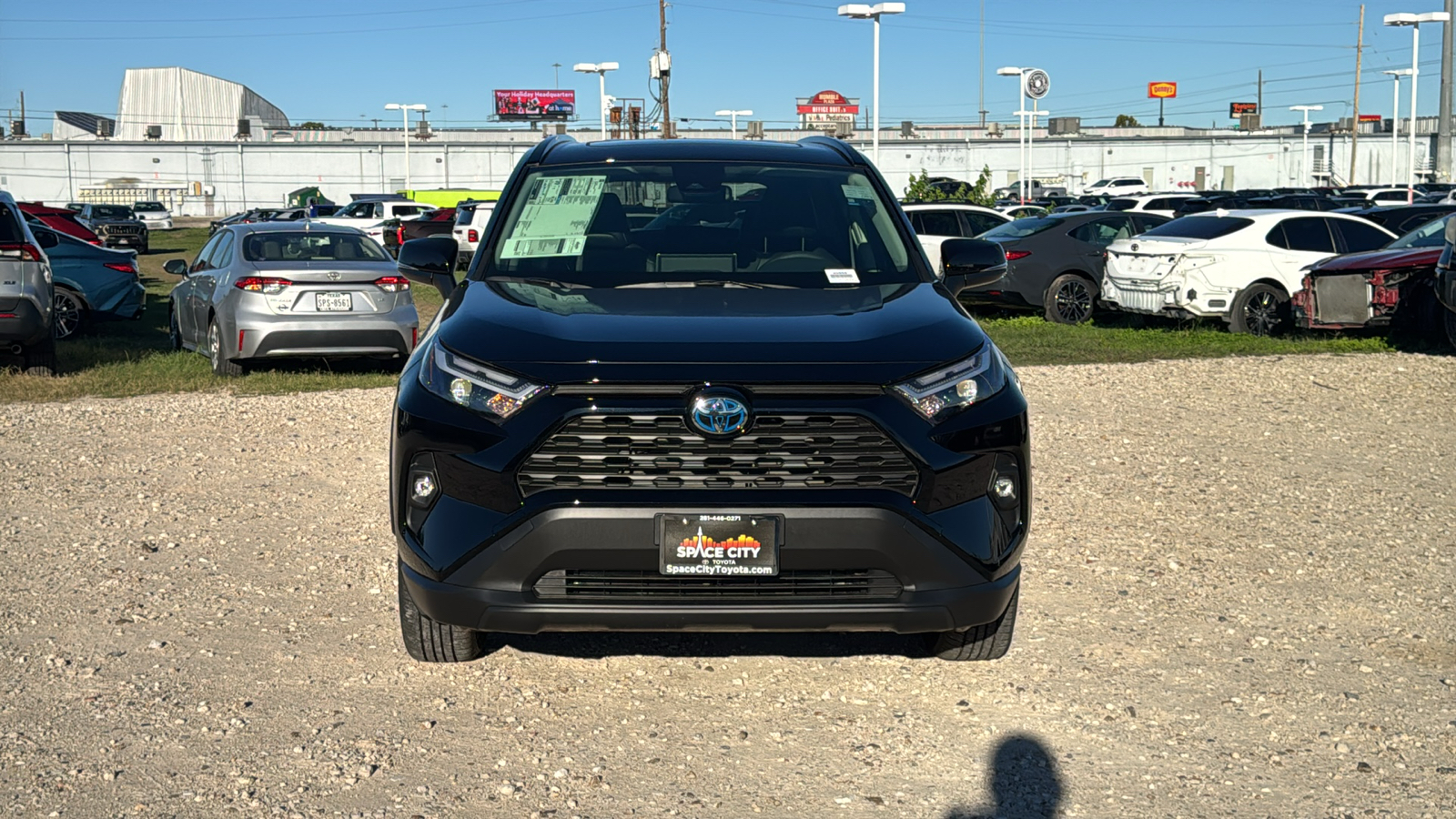 2024 Toyota RAV4 Hybrid XLE Premium 3