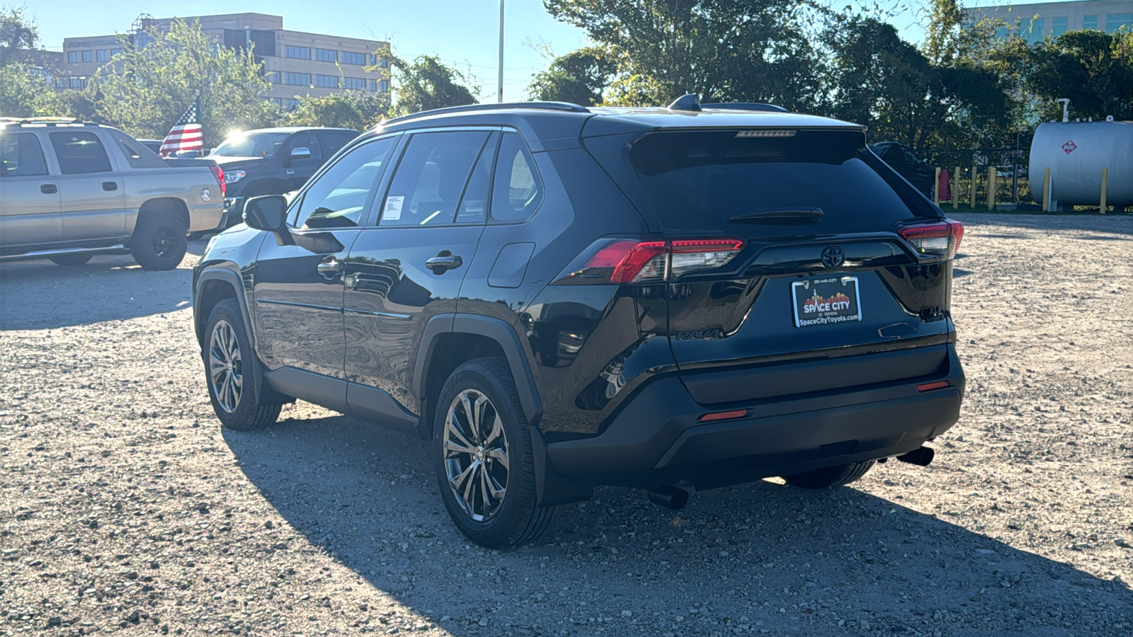 2024 Toyota RAV4 Hybrid XLE Premium 6