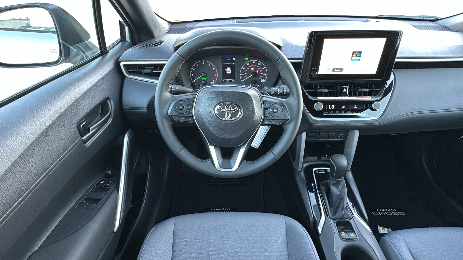 2024 Toyota Corolla Cross Hybrid SE 20