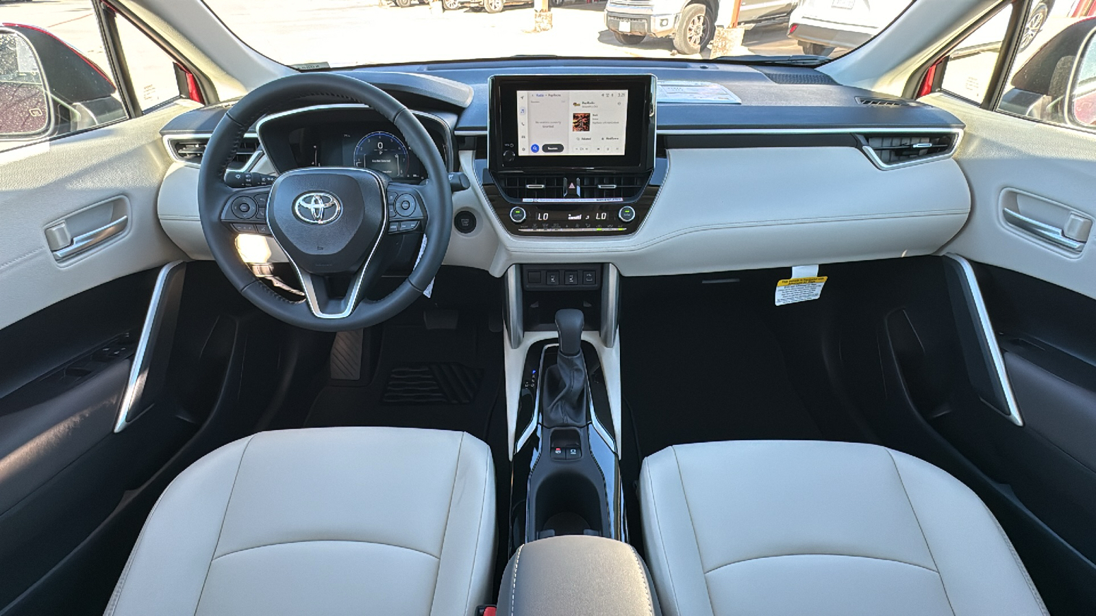 2024 Toyota Corolla Cross XLE 20