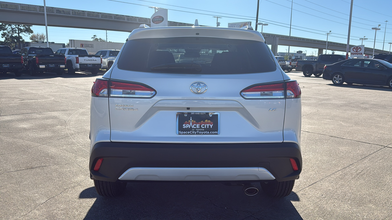 2023 Toyota Corolla Cross LE 7