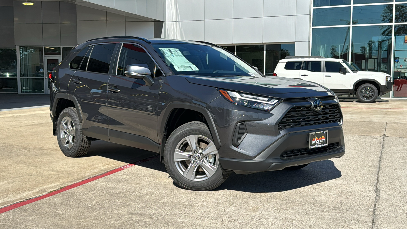 2024 Toyota RAV4 XLE 2